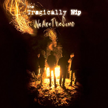 CD van Tragically Hip met de titel We Are The Same, albumhoes zichtbaar, zwart en wit ontwerp